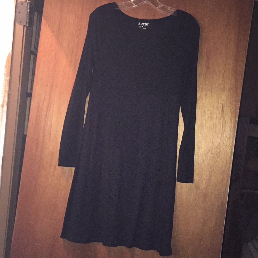 Apt. 9 black long sleeve dress